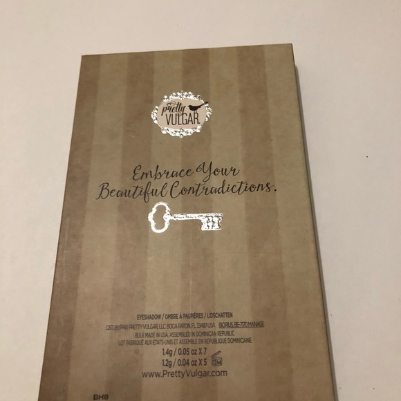 Pretty Vulgar Eyeshadow palette - Picture 3 of 3